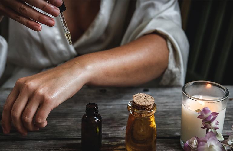 Harnessing Essential Oils to Deepen Your Meditation Practice