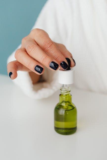 Expert Recommendations for Maintaining Healthy Natural Nails Amidst Cosmetic Applications